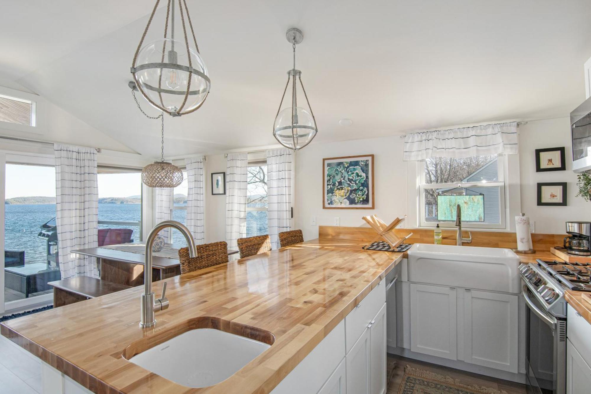Lakeshore Vermont 4*